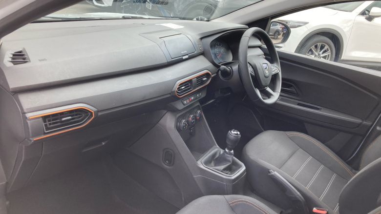 Dacia Sandero Stepway 1.0 TCe Essential 5dr Petrol Hatchback